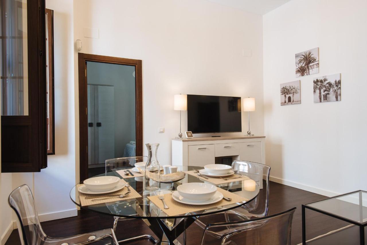 Apartamento Puerta Real - Free Parking Sevilha Exterior foto