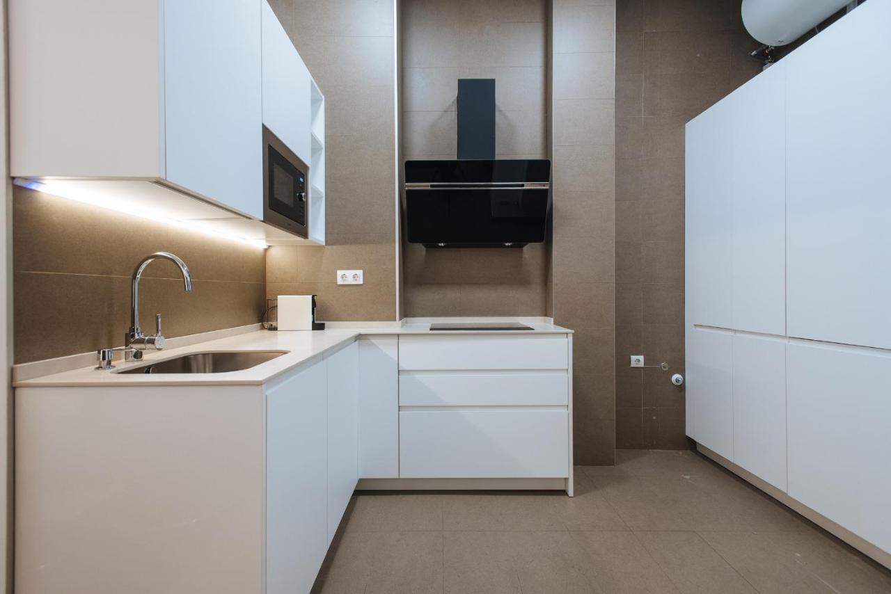 Apartamento Puerta Real - Free Parking Sevilha Exterior foto