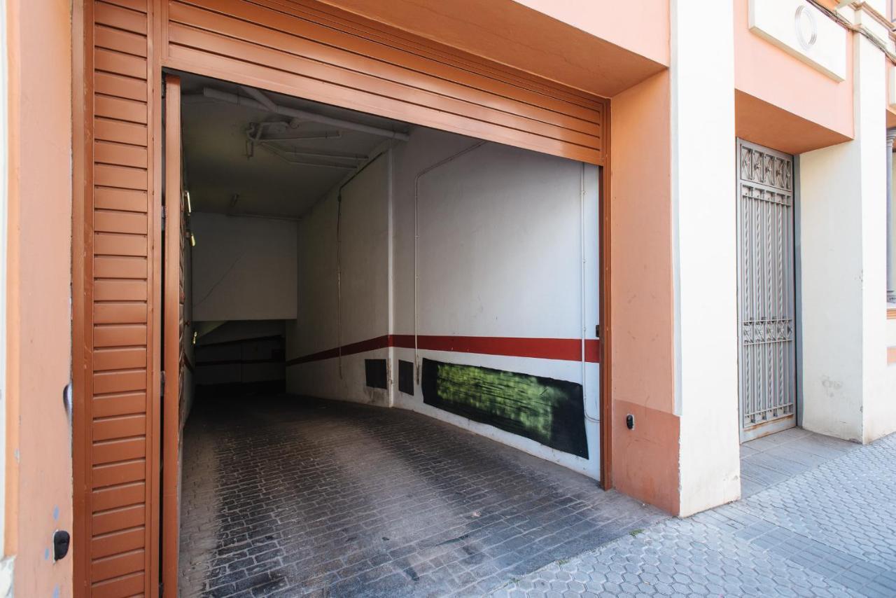Apartamento Puerta Real - Free Parking Sevilha Exterior foto